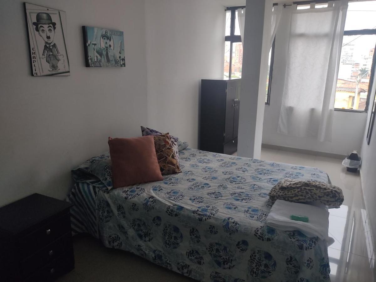 Hostal Komfort Medellín Kültér fotó