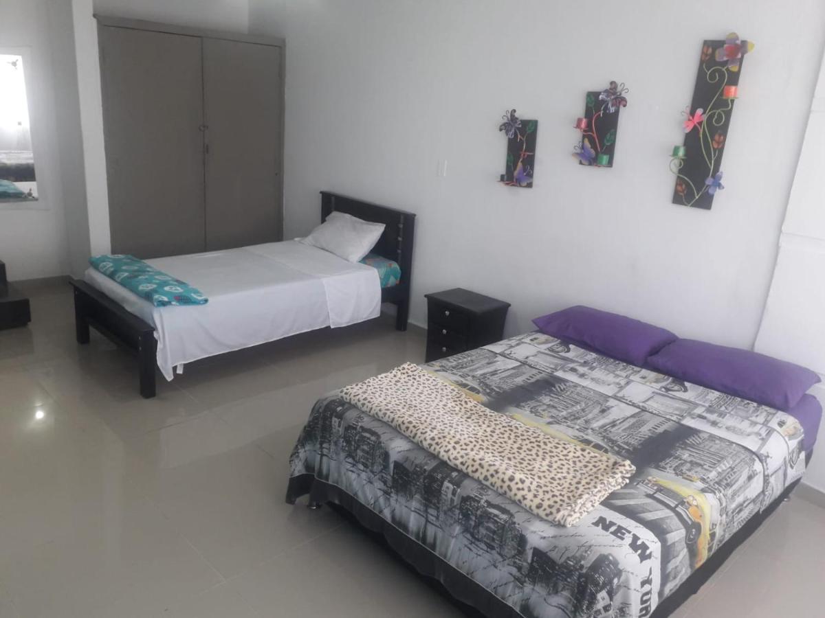 Hostal Komfort Medellín Kültér fotó