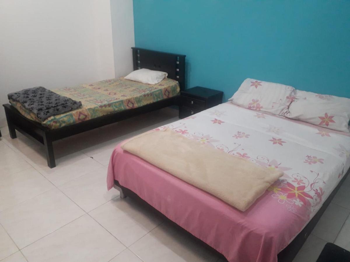 Hostal Komfort Medellín Kültér fotó